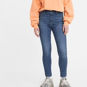 Levi’s 720 High-Rise Super SkinnyMedium Blue Jeans
